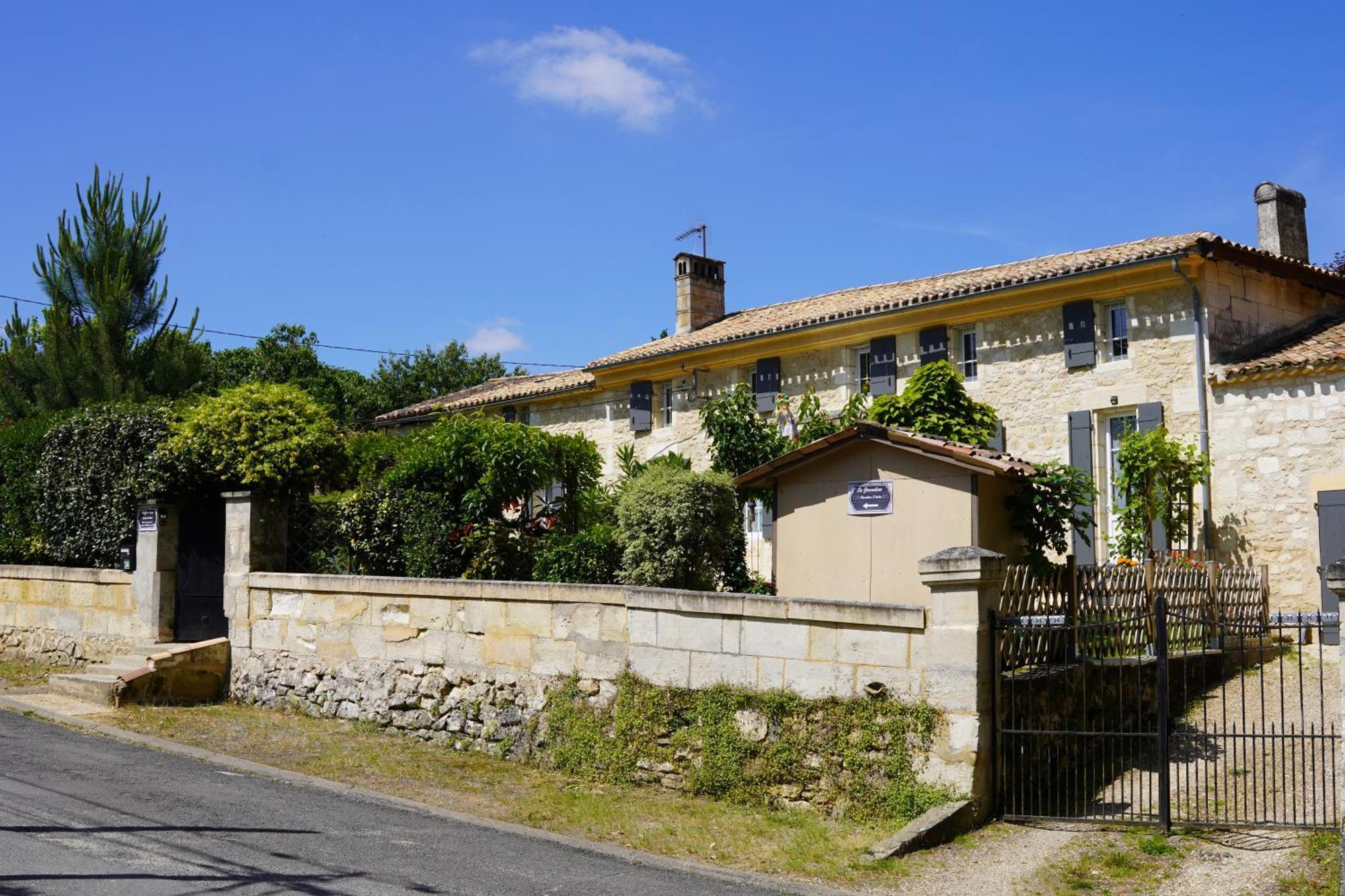 Galgon La Girondine B&B 외부 사진